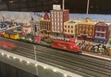 Toledo’s Manor House Celebrates The Holidays